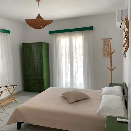 Kapares & Apartment *