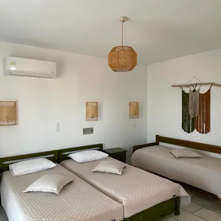 Apartment Kapares &