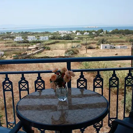 καπαρές ενοικιαζόμενα Αγία Άννα